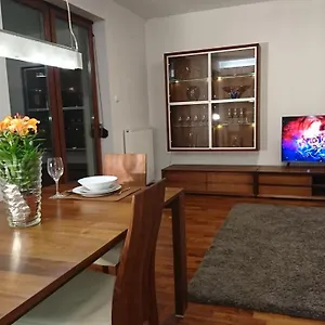 Apartament Quiet And Spacious With Garage Option, Kraków